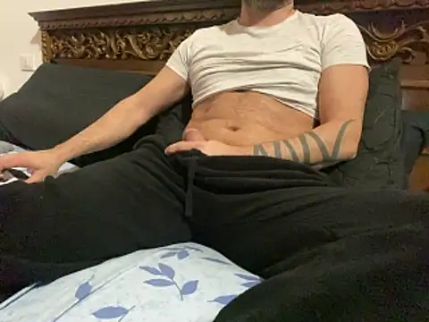 Snapshot of strongdickwii chatting on November 19, 2025, 8:09 pm strongdickwii online show from November 19, 2025, 8:09 pm