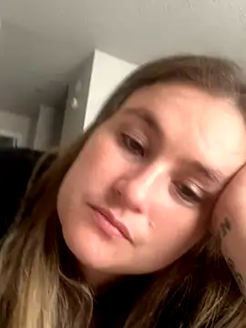 BuzzBunni69 online show from November 15, 2025, 5:39 pm