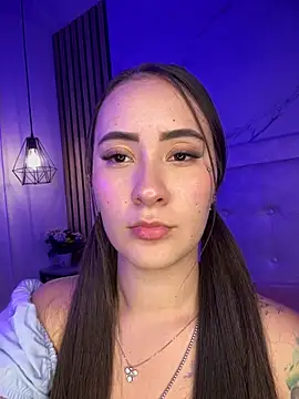 Snapshot of Honey_noir chatting on February 20, 2026, 3:14 am Honey noir online show from February 20, 2026, 3:14 am