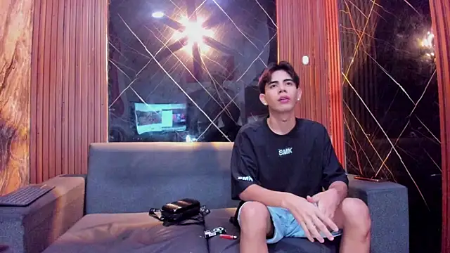 Snapshot of Stiben_boy chatting on November 12, 2025, 12:53 pm Stiben boy online show from November 12, 2025, 12:53 pm