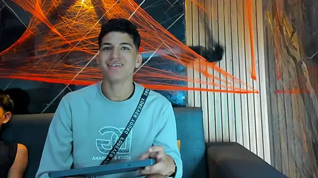 Snapshot of Stiben_boy chatting on October 28, 2025, 3:40 am Stiben boy online show from October 28, 2025, 3:40 am