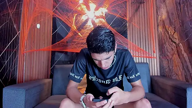 Snapshot of Stiben_boy chatting on October 25, 2025, 2:44 am Stiben boy online show from October 25, 2025, 2:44 am