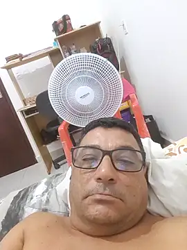 betoneto74 online show from September 29, 2025, 10:04 pm