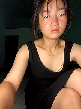 roxie-zz online show from October 9, 2025, 11:16 pm