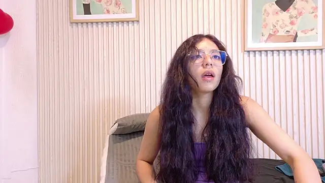 Abrilmirren online show from February 28, 2026, 11:10 am