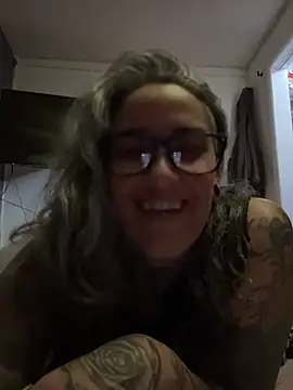 Snapshot of inkdmagz chatting on July 22, 2026, 1:35 pm inkdmagz online show from July 22, 2026, 1:35 pm