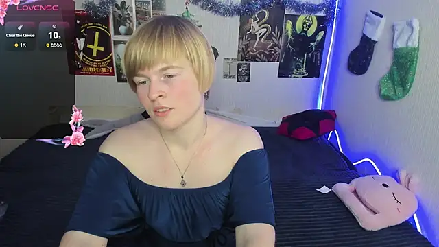 Snapshot of Cattie_w_ chatting on January 12, 2026, 1:12 am Cattie w online show from January 12, 2026, 1:12 am