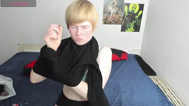 Snapshot of Cattie_w_ chatting on November 15, 2025, 1:20 am Cattie w online show from November 15, 2025, 1:20 am