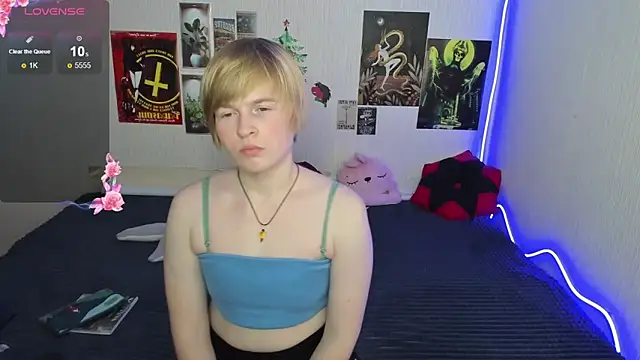 Snapshot of Cattie_w_ chatting on January 17, 2026, 1:20 am Cattie w online show from January 17, 2026, 1:20 am