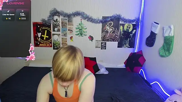 Snapshot of Cattie_w_ chatting on January 13, 2026, 1:20 am Cattie w online show from January 13, 2026, 1:20 am