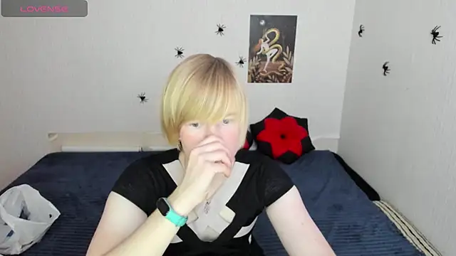 Snapshot of Cattie_w_ chatting on October 30, 2025, 2:10 am Cattie w online show from October 30, 2025, 2:10 am