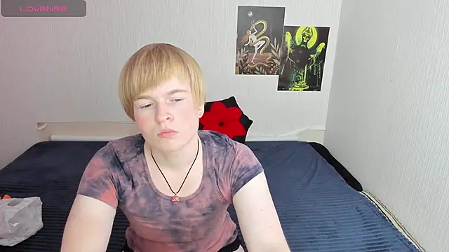 Snapshot of Cattie_w_ chatting on November 7, 2025, 1:10 am Cattie w online show from November 7, 2025, 1:10 am