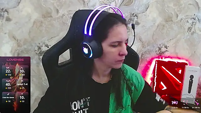 Irwi Tomboy online show from March 29, 2026, 9:22 am