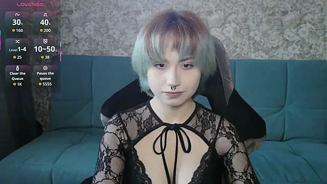 Snapshot of LeisaHopperstad chatting on April 26, 2026, 2:14 pm LeisaHopperstad online show from April 26, 2026, 2:14 pm