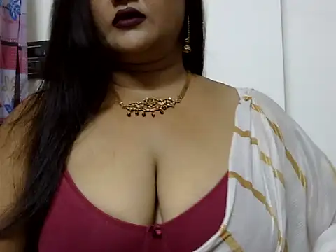 Snapshot of aarohee9 chatting on August 1, 2026, 6:28 pm aarohee9 online show from August 1, 2026, 6:28 pm