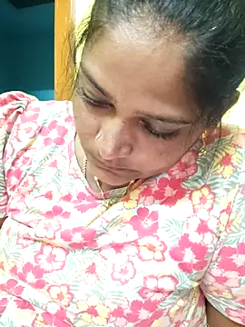 Snapshot of navyasree143 chatting on November 12, 2025, 2:04 am navyasree143 online show from November 12, 2025, 2:04 am