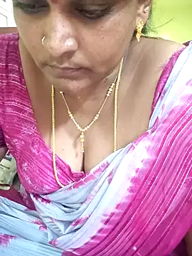 navyasree143 online show from February 22, 2026, 4:52 pm