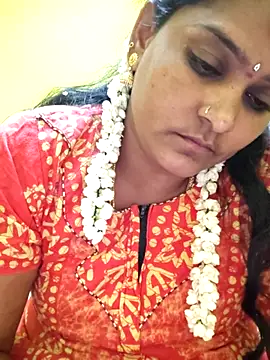 Snapshot of navyasree143 chatting on October 23, 2025, 8:07 pm navyasree143 online show from October 23, 2025, 8:07 pm