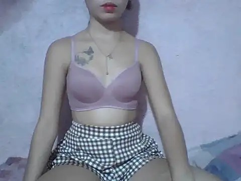 SweetPussie18x online show from July 2, 2026, 3:34 am