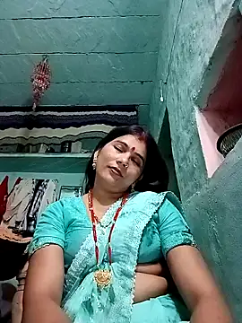 Snapshot of Sapna__wq1 chatting on November 4, 2025, 7:17 pm Sapna wq1 online show from November 4, 2025, 7:17 pm