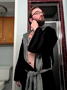 Snapshot of bear8t chatting on February 24, 2026, 5:03 pm bear8t online show from February 24, 2026, 5:03 pm