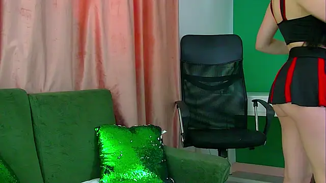 RubyHills online show from April 15, 2026, 4:07 am