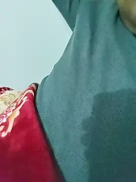 desiyouth94 online show from December 5, 2025, 1:10 pm