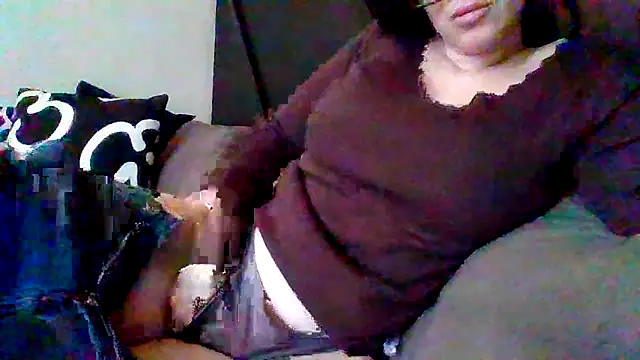 sexycolf online show from October 17, 2025, 1:24 pm