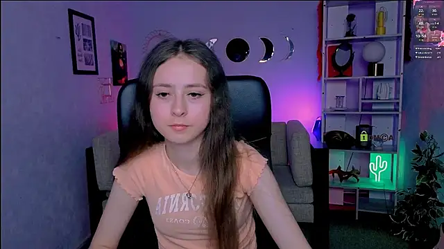 rebecca smile online show from June 1, 2026, 12:38 pm