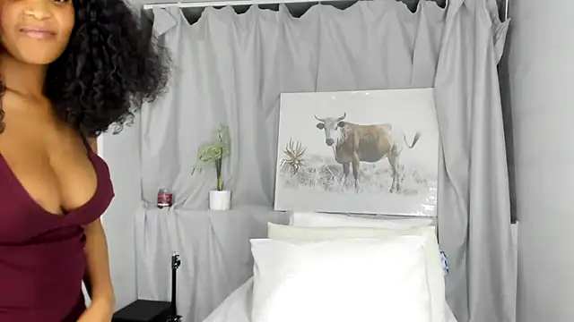 Snapshot of ConnieSmall24 chatting on October 25, 2025, 9:26 pm ConnieSmall24 online show from October 25, 2025, 9:26 pm