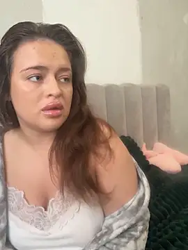 Snapshot of Roxy_30 chatting on November 24, 2025, 12:16 pm Roxy 30 online show from November 24, 2025, 12:16 pm