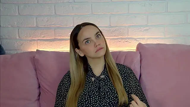 AnitaVenture online show from September 28, 2025, 4:30 am