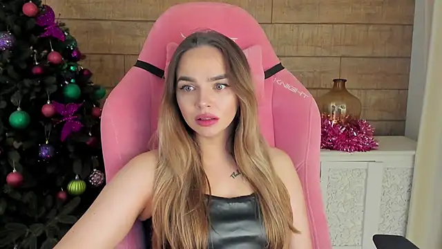 AnitaVenture online show from December 19, 2025, 4:05 am