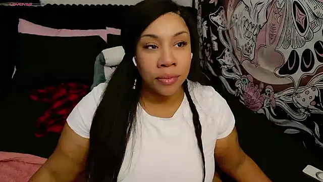 Snapshot of NeliaHexxen chatting on January 13, 2026, 9:35 am NeliaHexxen online show from January 13, 2026, 9:35 am