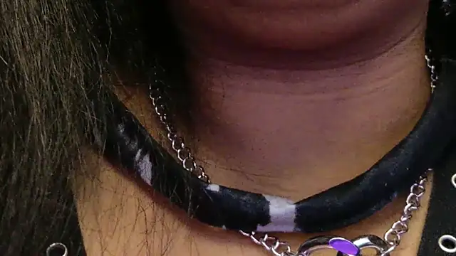 Snapshot of NeliaHexxen chatting on January 17, 2026, 7:12 am NeliaHexxen online show from January 17, 2026, 7:12 am