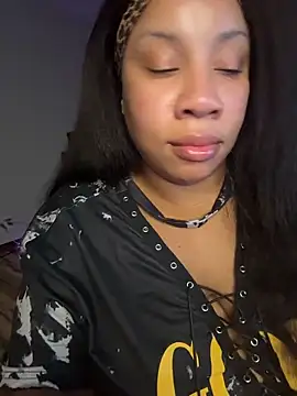 Snapshot of NeliaHexxen chatting on February 2, 2026, 7:51 am NeliaHexxen online show from February 2, 2026, 7:51 am