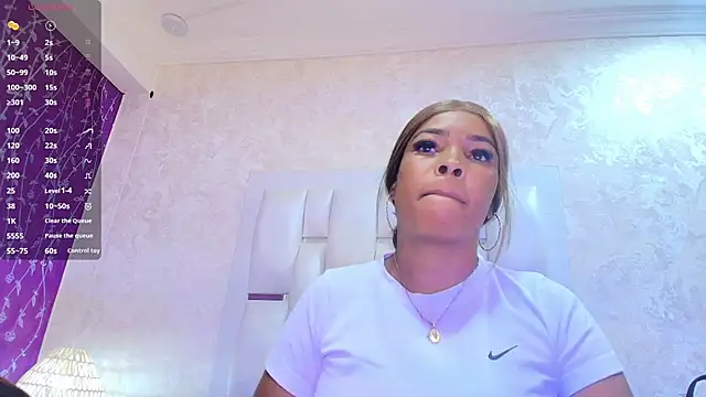 Layla lell online show from March 19, 2026, 12:38 pm