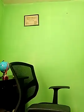 VANESSA  01 online show from October 15, 2025, 1:30 pm