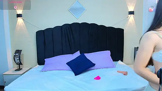 Snapshot of GabySweett_ chatting on November 25, 2025, 12:38 pm GabySweett online show from November 25, 2025, 12:38 pm