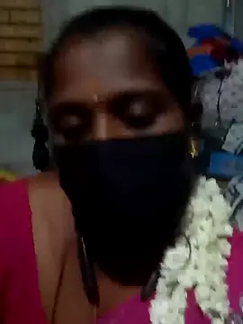 Snapshot of Tamil_Hot_Sandy chatting on October 3, 2025, 4:08 pm Tamil Hot Sandy online show from October 3, 2025, 4:08 pm