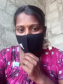 Snapshot of Tamil_Hot_Sandy chatting on October 29, 2025, 5:06 am Tamil Hot Sandy online show from October 29, 2025, 5:06 am