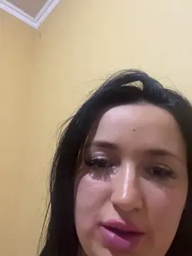LoveMiQueen1 online show from October 18, 2025, 3:58 pm