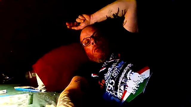 ilmilanese76 online show from February 28, 2026, 2:33 am