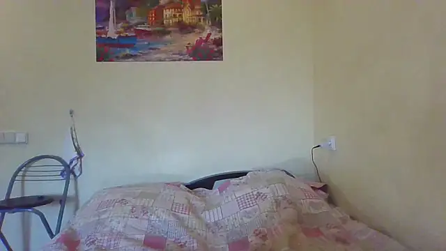 Snapshot of QueenMomyS chatting on October 30, 2025, 11:41 am QueenMomyS online show from October 30, 2025, 11:41 am