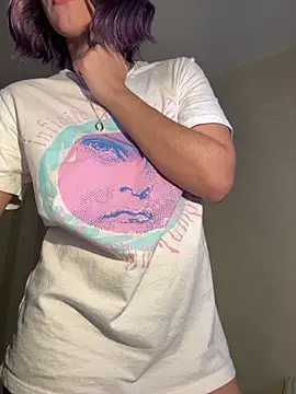 Snapshot of Capricho_01 chatting on November 18, 2025, 6:55 pm Capricho 01 online show from November 18, 2025, 6:55 pm