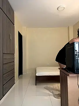 Snapshot of Capricho_01 chatting on October 25, 2025, 12:39 pm Capricho 01 online show from October 25, 2025, 12:39 pm