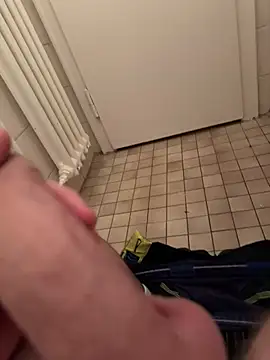 Penisbrutaldick online show from December 6, 2024, 9:18 pm