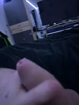 Penisbrutaldick online show from January 24, 2025, 3:02 pm