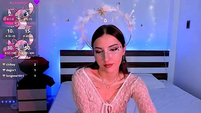 Snapshot of AmyVilvet_ chatting on October 31, 2025, 9:11 pm AmyVilvet online show from October 31, 2025, 9:11 pm