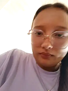 young dairy01 online show from October 9, 2025, 1:55 pm